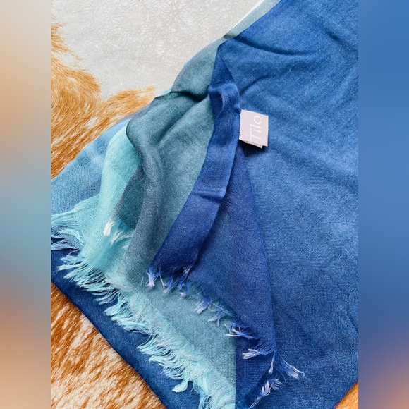 TILO Scarves Cashmere & Silk Luscious Color Twist πππ - Picture 4 of 9